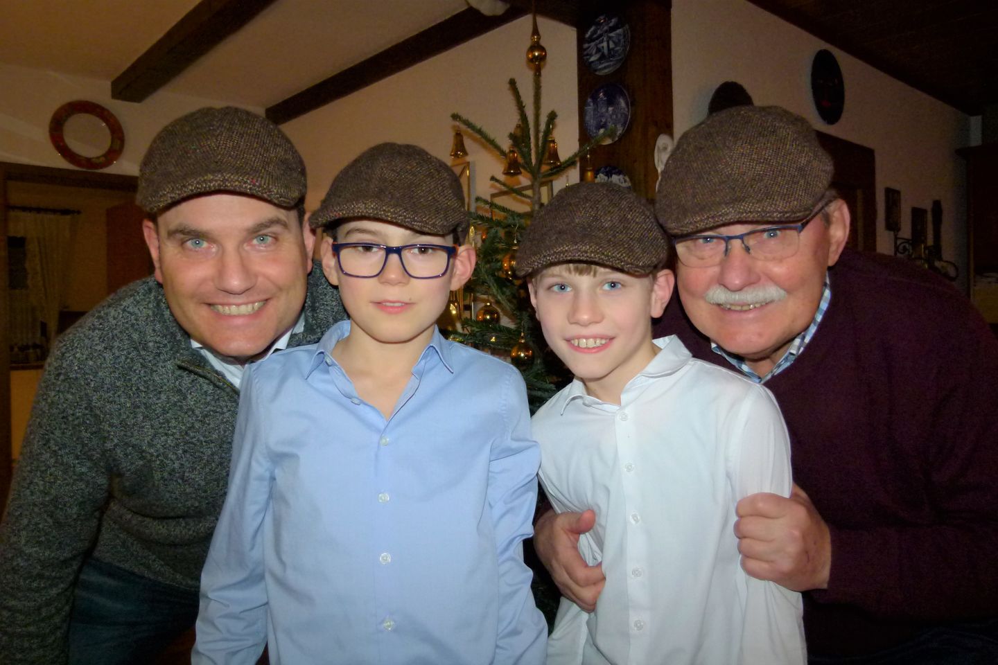 Customer photo review of Erin Cap Tweed
