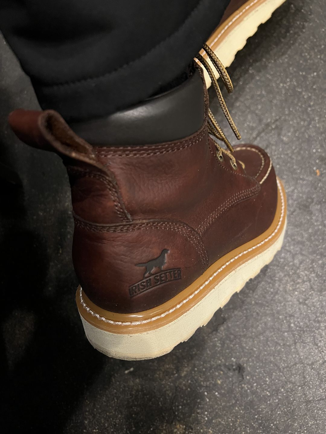 Customer photo review of Irish Setter by Red Wing Men's Ashby Soft Toe 6-inch Lace-Up Boots 83605