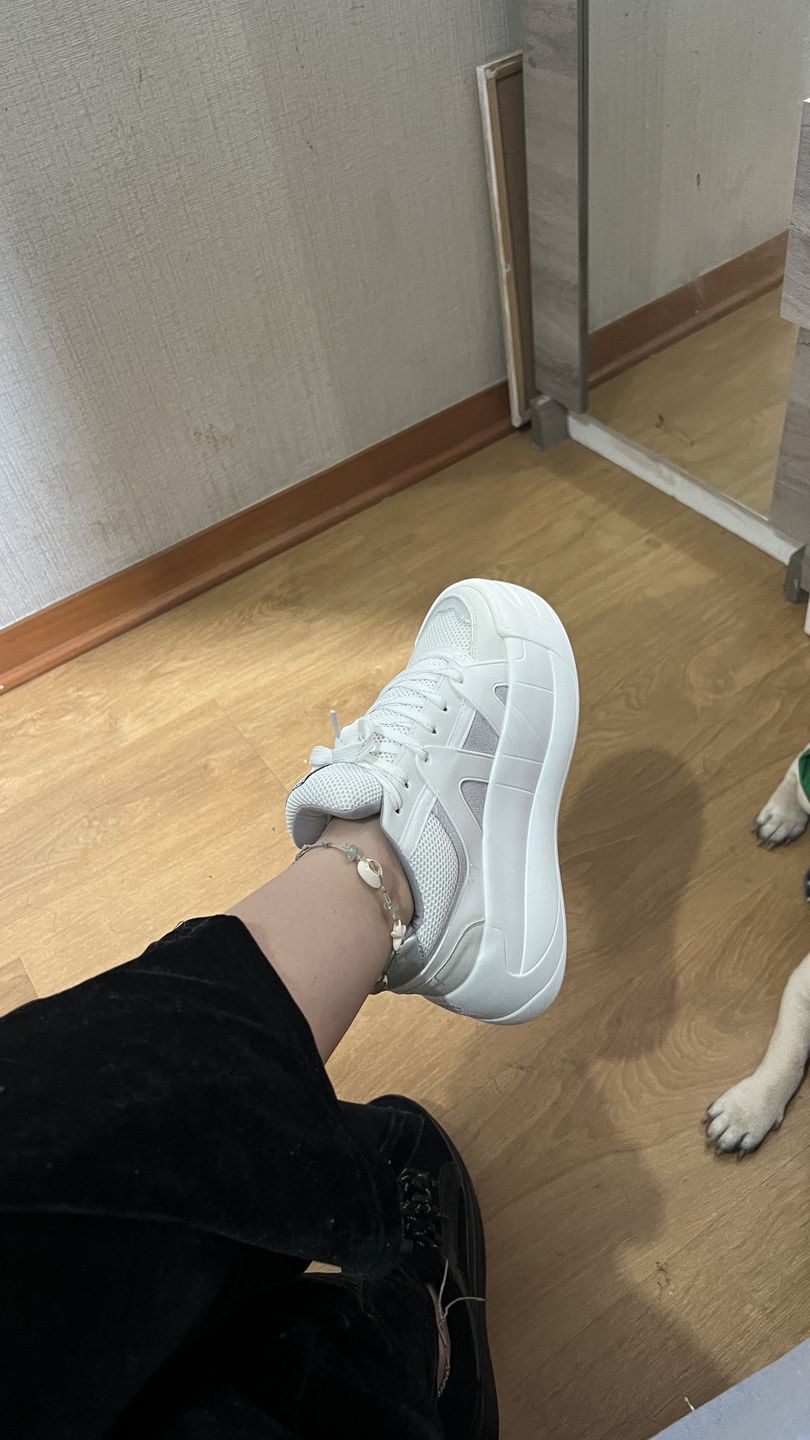 Customer photo review of ZAPATILLA BLANCA C7324