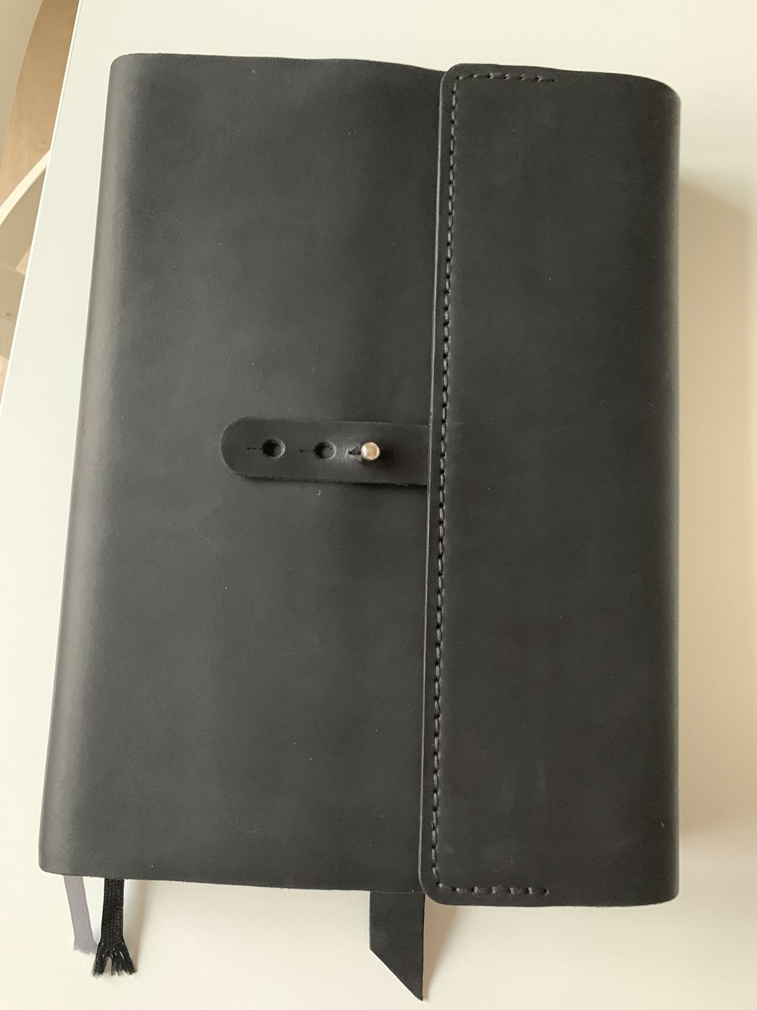 Customer photo review of Bibelhülle "Vario+" · echtes Leder · handmade Bibelhülle nach Maß