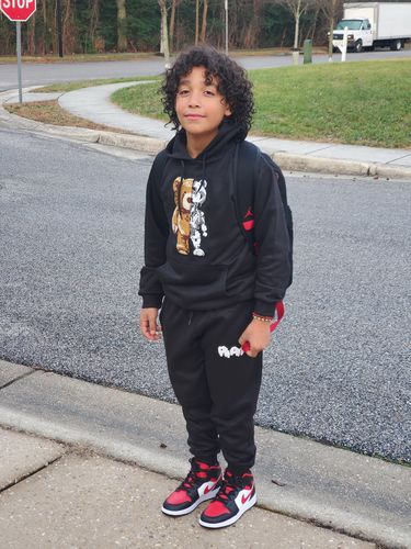 Customer photo review of Teddy Robot Raw Drip White Chenille Hoodie and Jogger Set