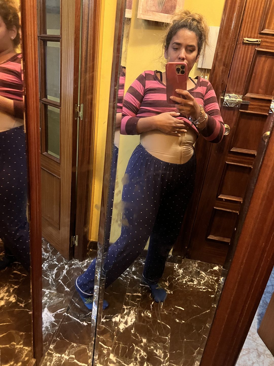 Customer photo review of BODY FAJA SALOMÉ 100% COLOMBIANA CON PANTY DE ENCAJE Y BUSTO LIBRE