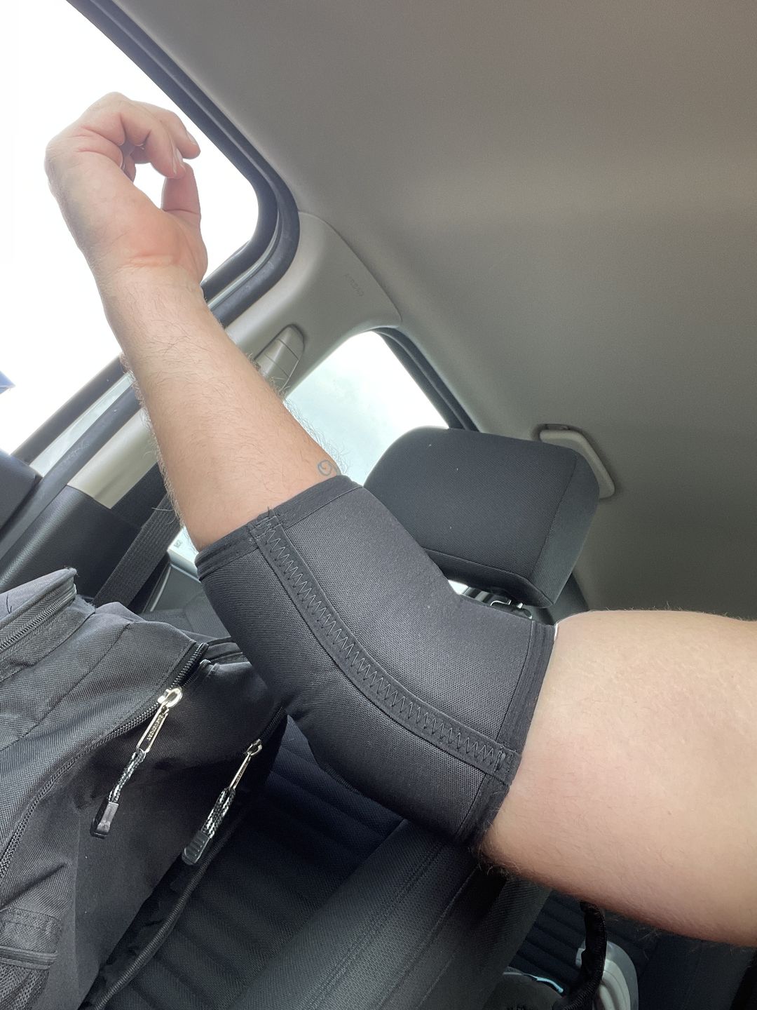 Customer photo review of Strength Shop 7mm Inferno Elbow Sleeves