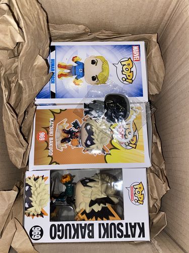 Customer photo review of 969 FUNKO POP animation : Bakugo w / Explosion - My Hero Academia (special edition)