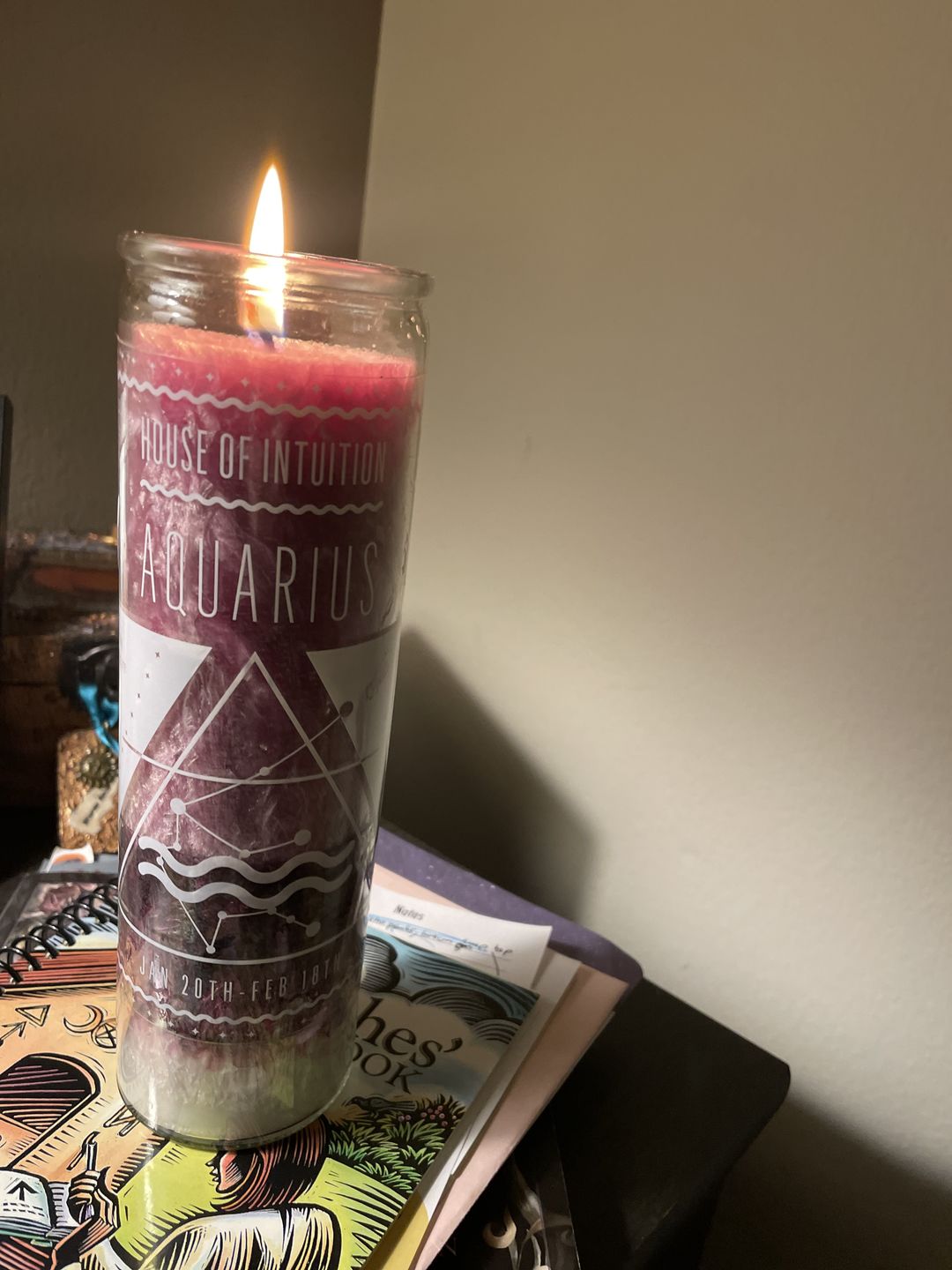 Customer photo review of HOI Aquarius Zodiac Candle