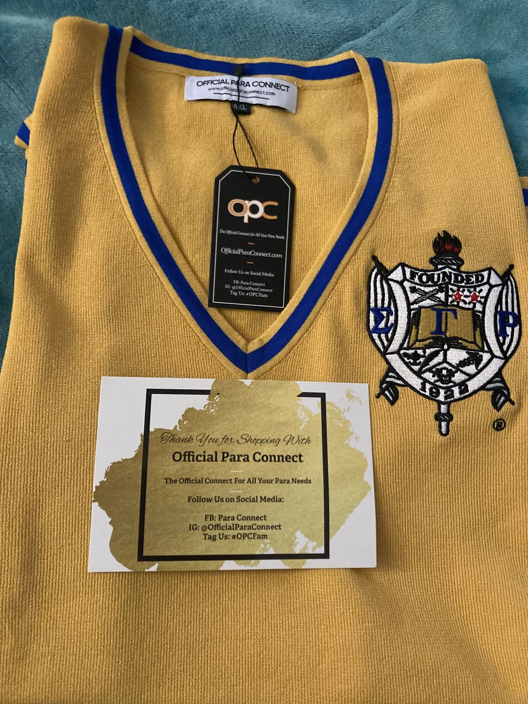 Customer photo review of SGRho - V-Neck Vest - Gold