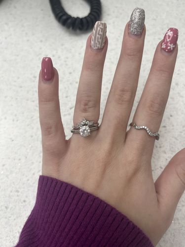 Customer photo review of 5-Stone Chevron CZ Band in Sterling Silver