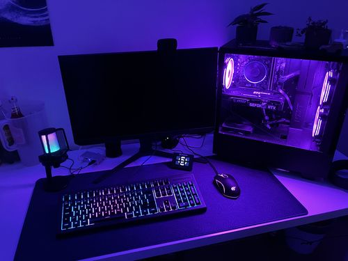 Customer photo review of Mountain Purple | Deskmat