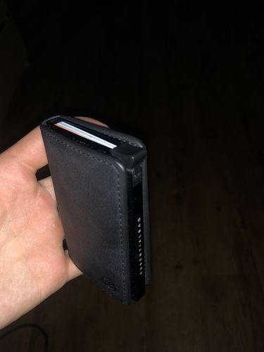 Customer photo review of Smart Wallet 2.0