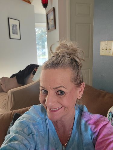 Customer photo review of 2 Small Buns BOGO