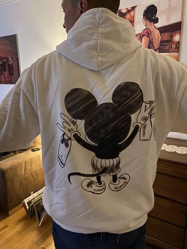Customer photo review of CHAMPAGNE MOUSE BACK - Premium Hoodie