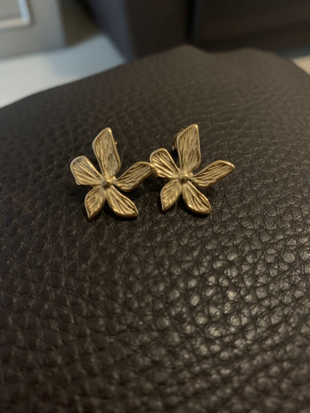 Customer photo review of Aretes Jasmine