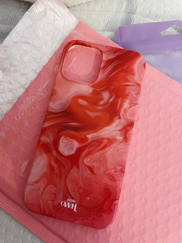 Customer photo review of Marble Red Lips - iPhone 12