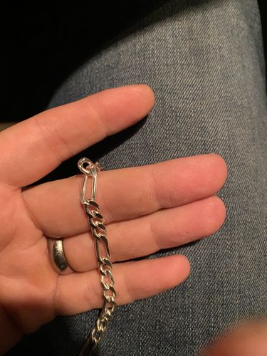 Customer photo review of 5mm Men's 925 Sterling Silver Figaro Link Chain Bracelet 7.5 to 9 inch