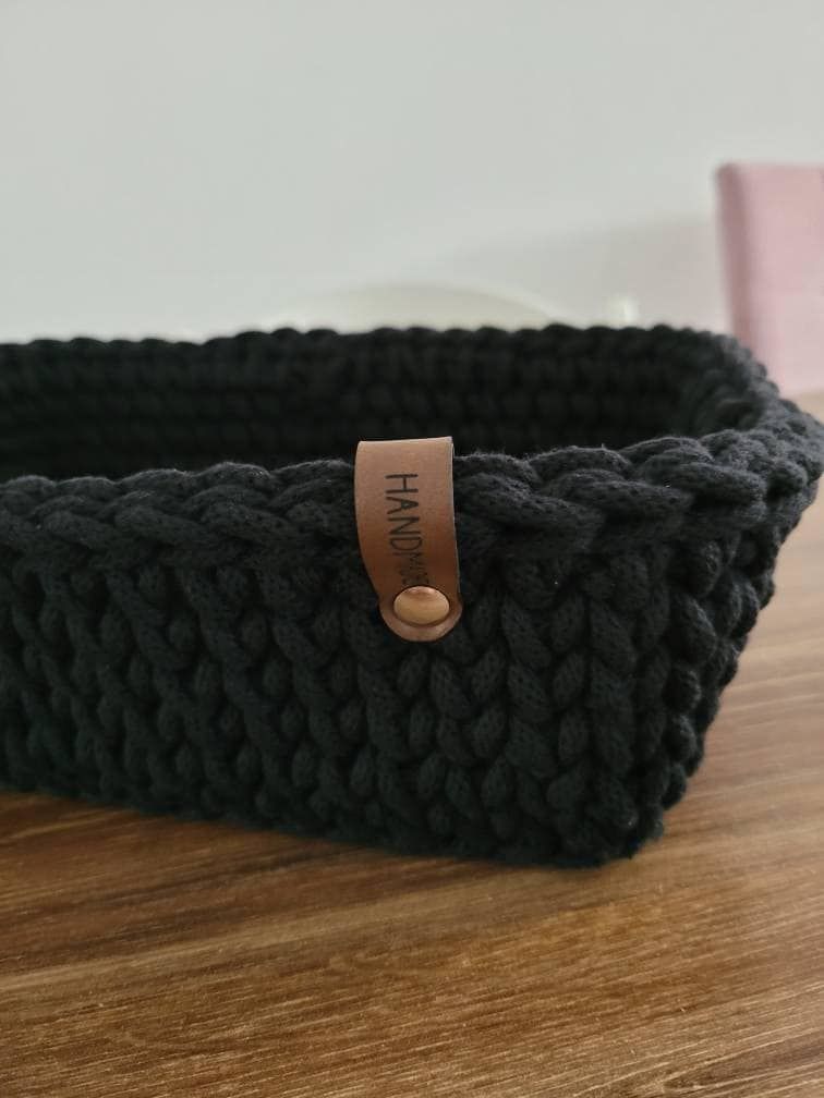 Customer photo review of Kunstleder Label HANDMADE für Häkelkörbe etc. - 90x15 mm - CS0018