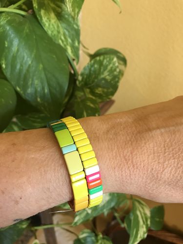 Customer photo review of AXELLE Jaune pepsi