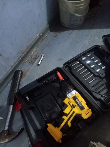 Customer photo review of Taladro Desatornillador Inalambrico 1360rpm 26pz + Extensor