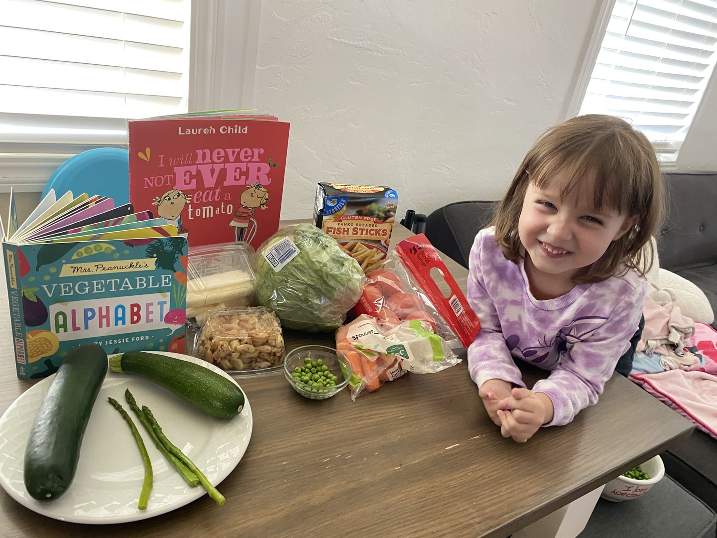 Customer photo review of Lil Readers Book Club