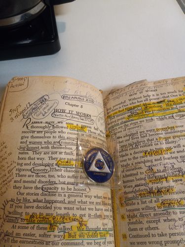 Customer photo review of Recovery Mint 27 Year AA Medallion - Tri-Plate Twenty-Seven Year Chip/Coin - Blue