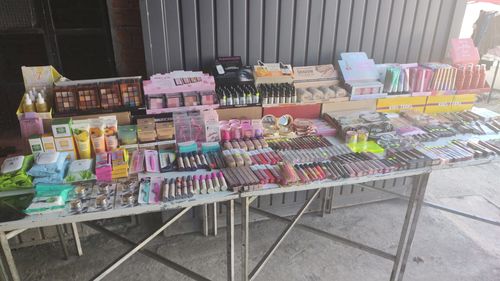 Customer photo review of Caja de Cosméticos Starter Mix Surtida - Venta al por Mayor 128 Unidades (TUBOX)