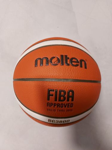 Customer photo review of כדורסל ע.ס מס' 6 מולטן Molten BG3800