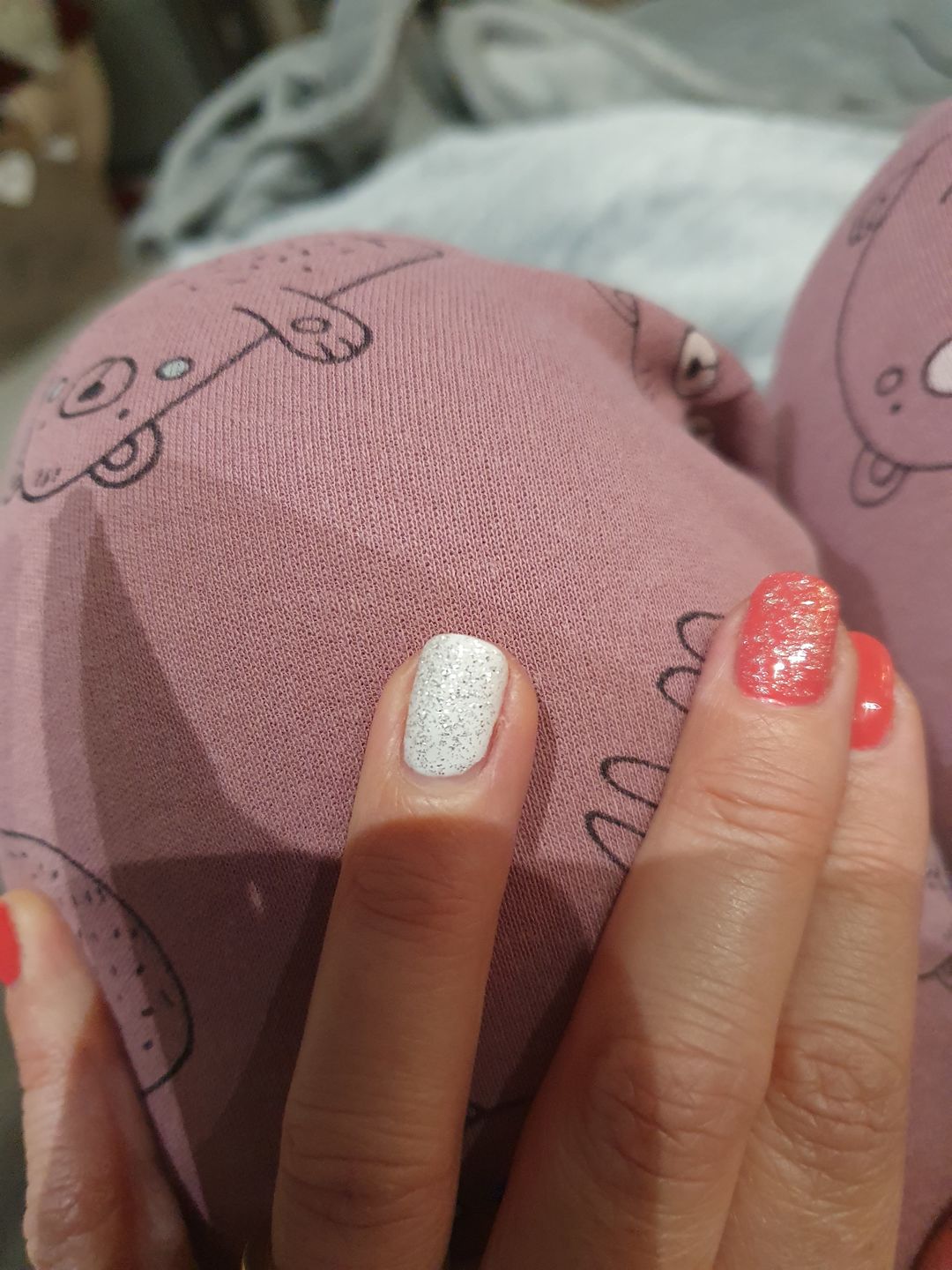 Customer photo review of Smalto Semipermanente LCI -  Bianco Latte
