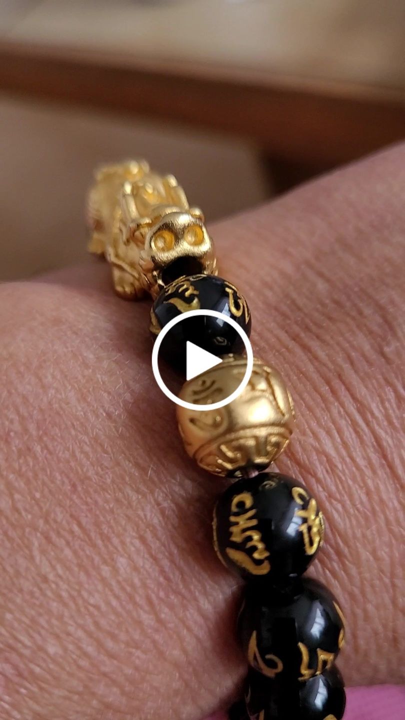 Customer video review of Feng Shui Pixiu Schwarzes Obsidian Glücks Armband