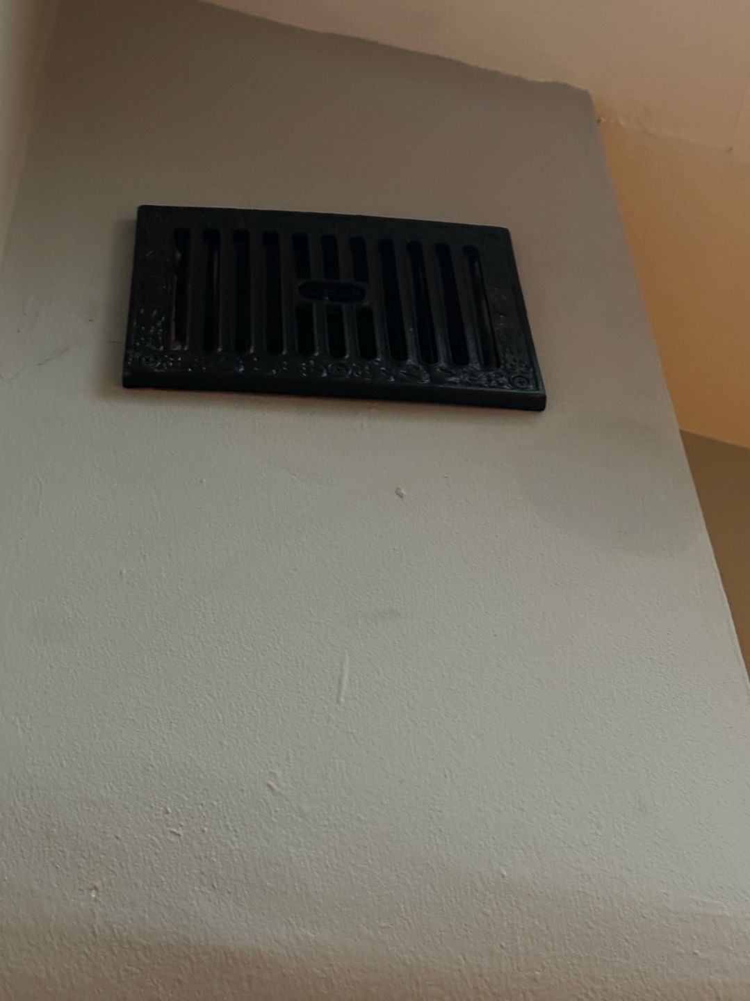 Customer photo review of Black Kenrick Hit & Miss Air Vent · 9 x 6 Inch ·