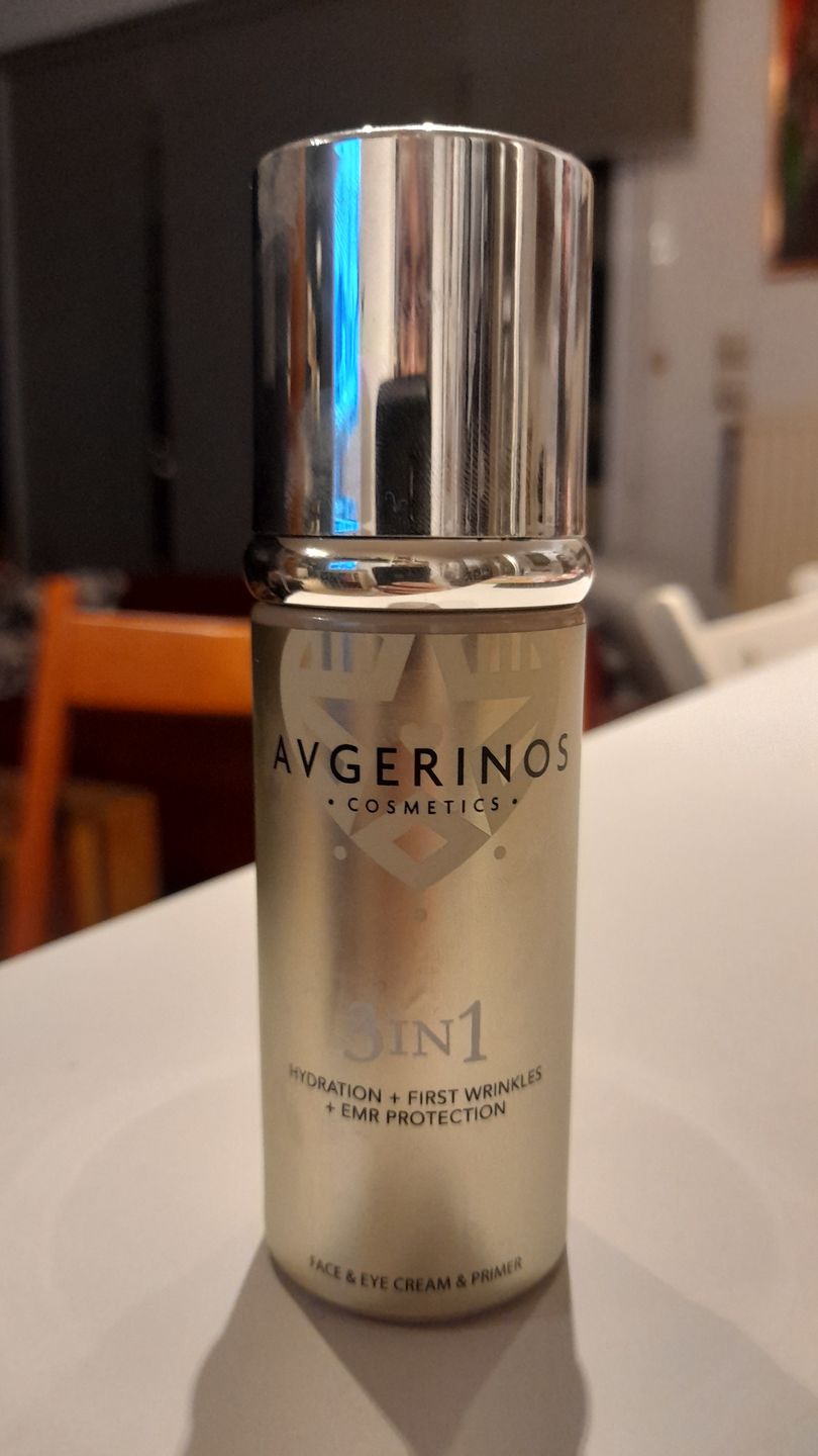 Customer photo review of Ενυδατική Κρέμα Προσώπου, Ματιών & Primer 3 σε 1 / Hydrating Face, Eye Cream & Primer 3 in 1 50ml