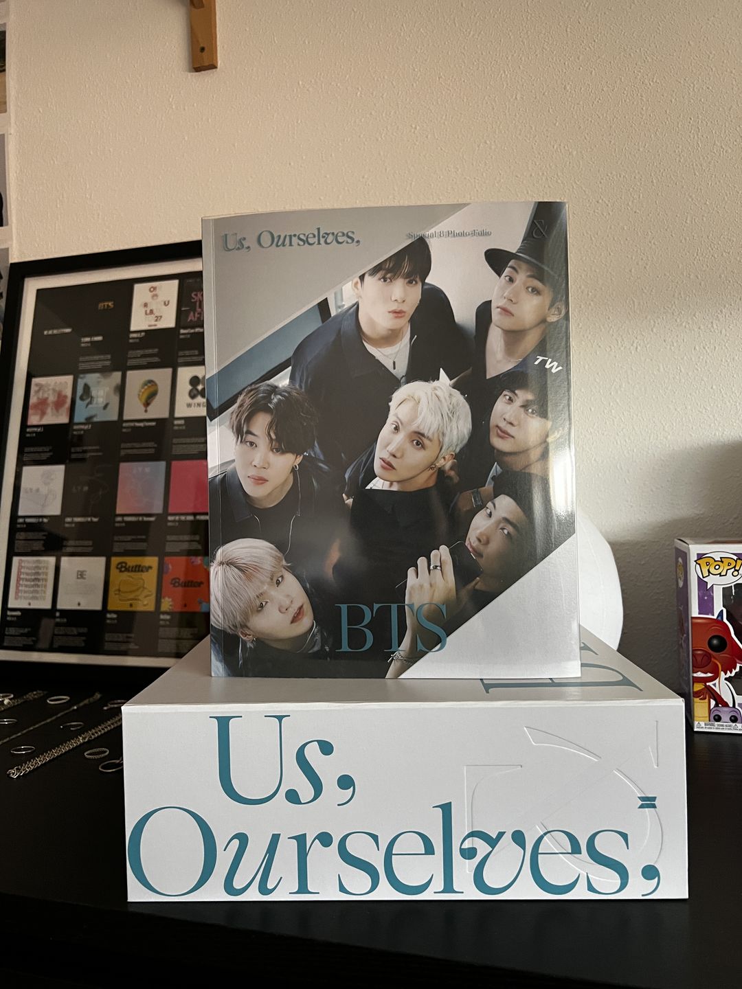 Customer photo review of BTS - SPECIAL 8 PHOTO FOLIO US OURSELVES AND BTS WE SET VER.