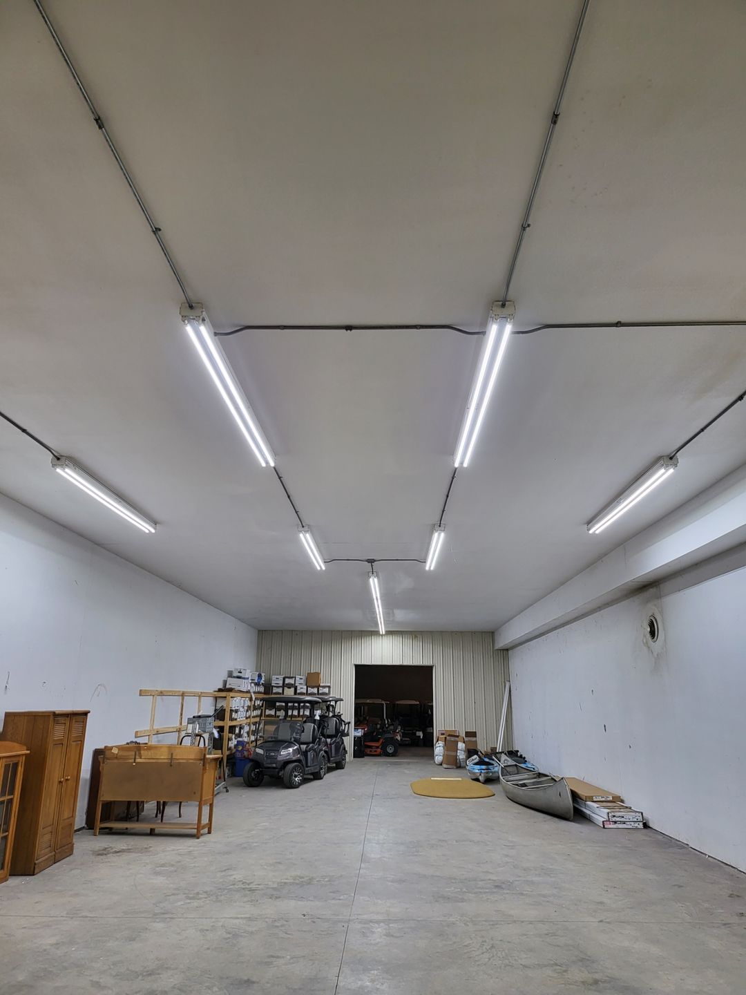 Customer photo review of 8ft 40W LED Tube - R17D Base - 20 Pack - High Output Base - Bypass - (ETL)