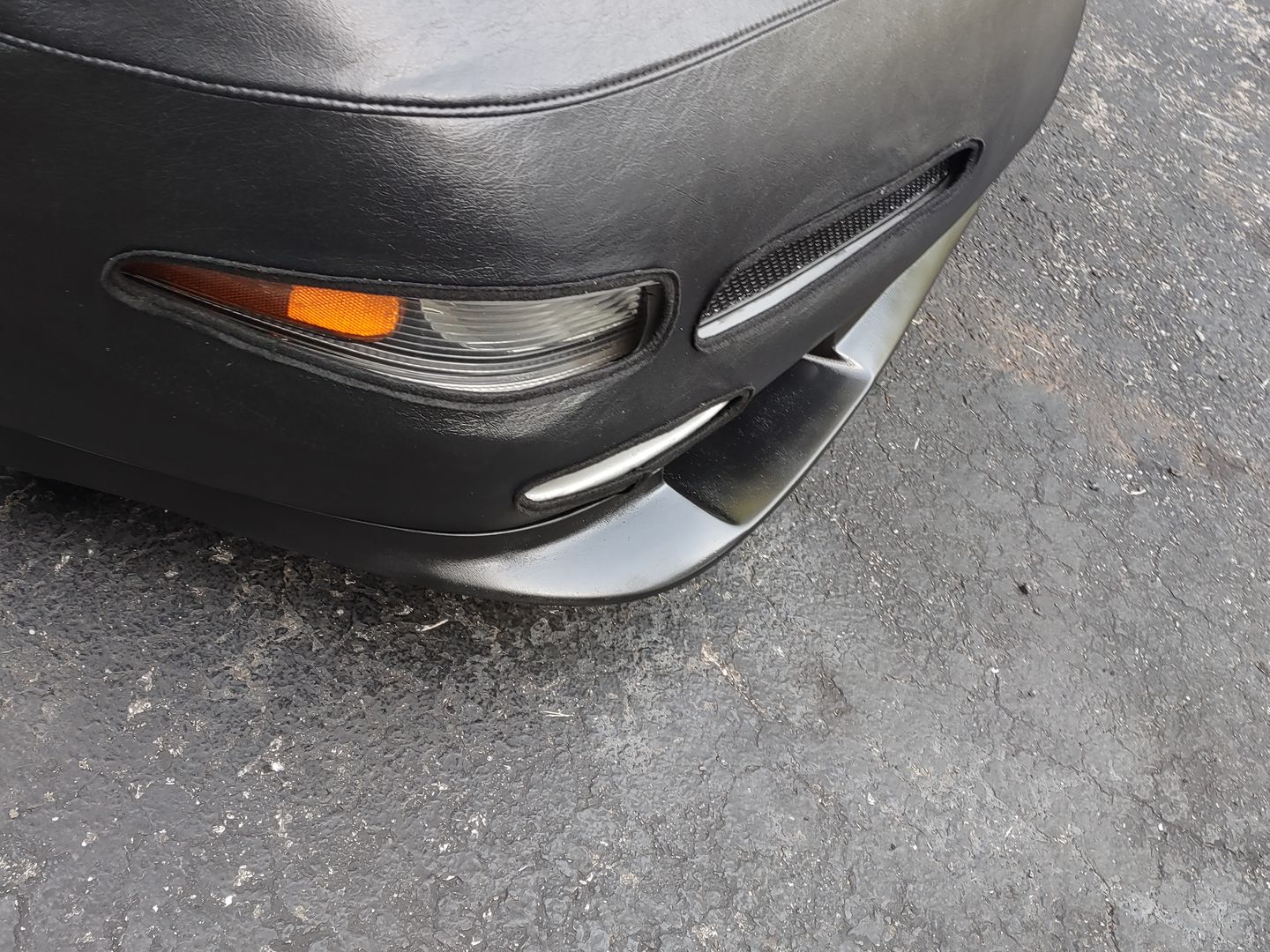 Customer photo review of Corvette C5 ZR1 Extended Front Splitter Lip