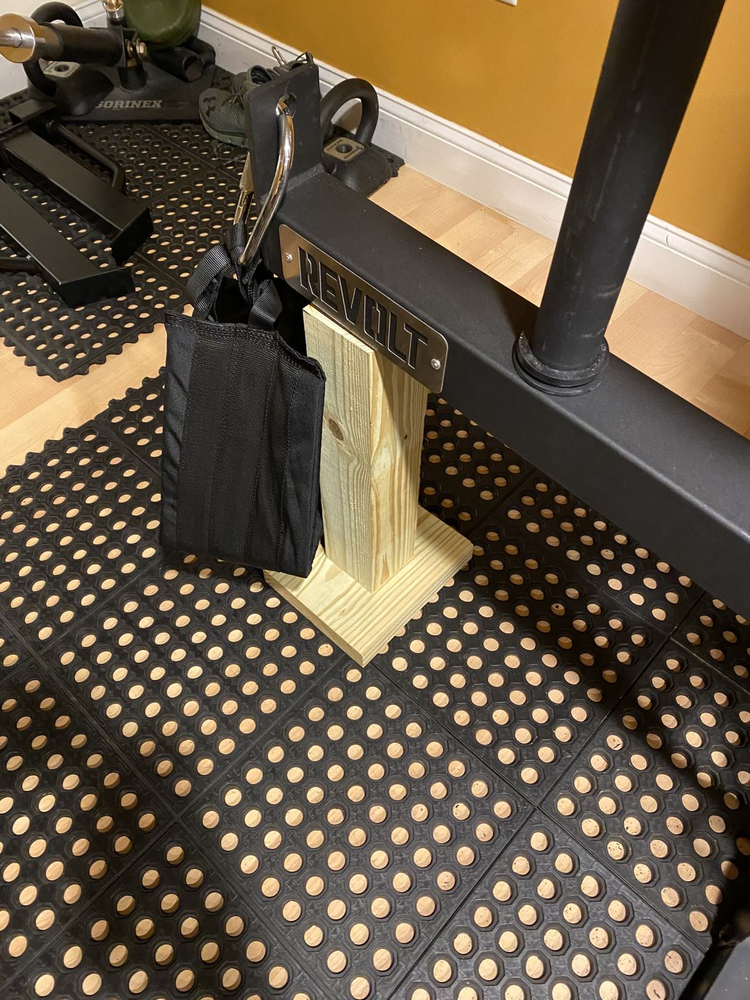 Customer photo review of Belt squat attachment