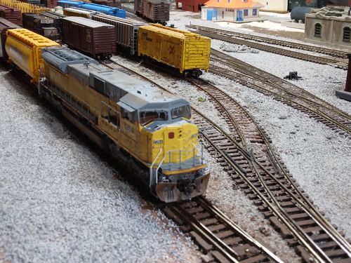 Customer photo review of Athearn ATHG27366 HO G2 SD90MAC w/DCC & Sound, NS #7264