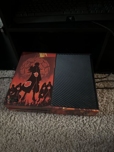 Customer photo review of Six Paths of Pain - Xbox One Console Skin