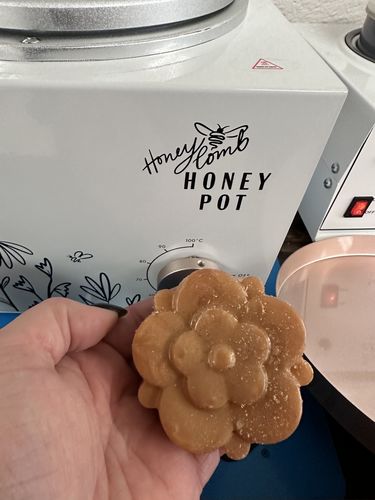 Customer photo review of Sample Kit Upgrade | Wild Honey kit