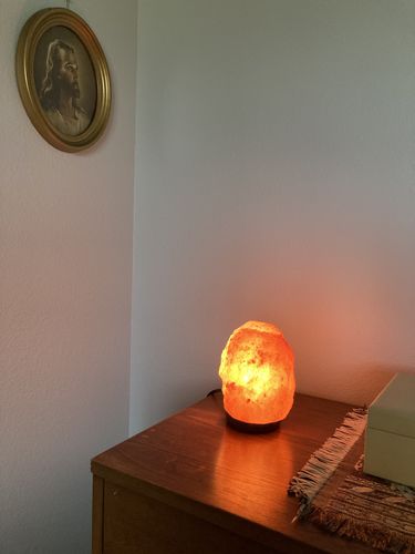 Customer photo review of Replacement Bulb for Himalayan Salt Lamps (15 Watt)