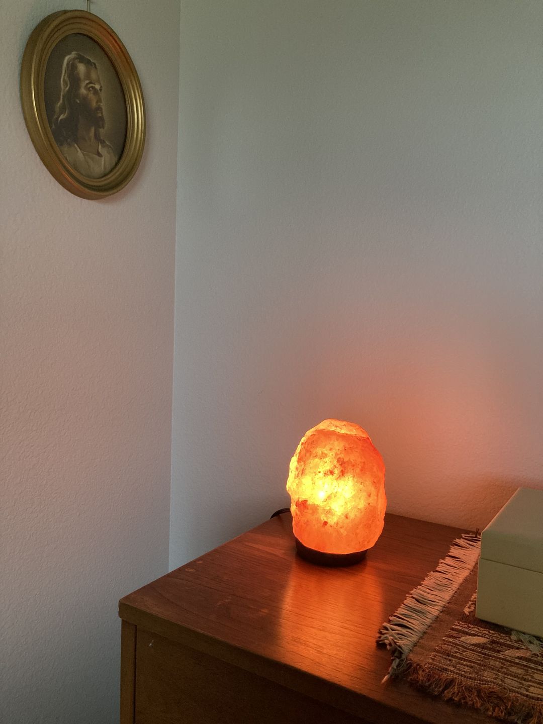 Customer photo review of Replacement Bulb for Himalayan Salt Lamps (15 Watt)