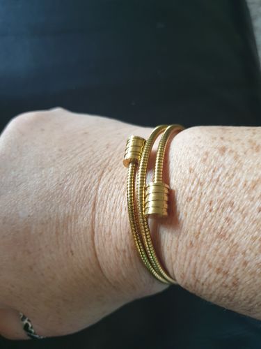 Customer photo review of Twister Bangle Bracelet - Gold