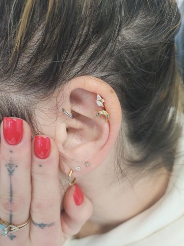 Customer photo review of Piercing Yanna