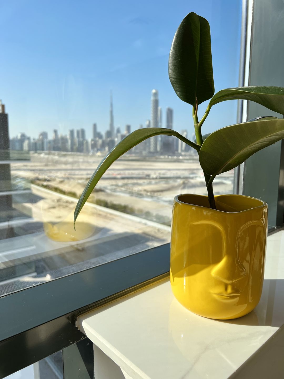 Customer photo review of Ceramic Face Vase 12 cm - Yellow 15764-04