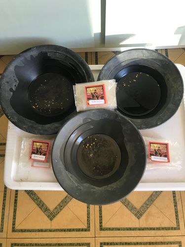 Customer photo review of Dutchman's 'SECRET NUGGET' Gold Paydirt - Gold Prospecting Concentrate