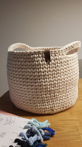 Customer photo review of Personalisierte Labels mit Chicago Screws - Kunstleder-Label mit Schrauben