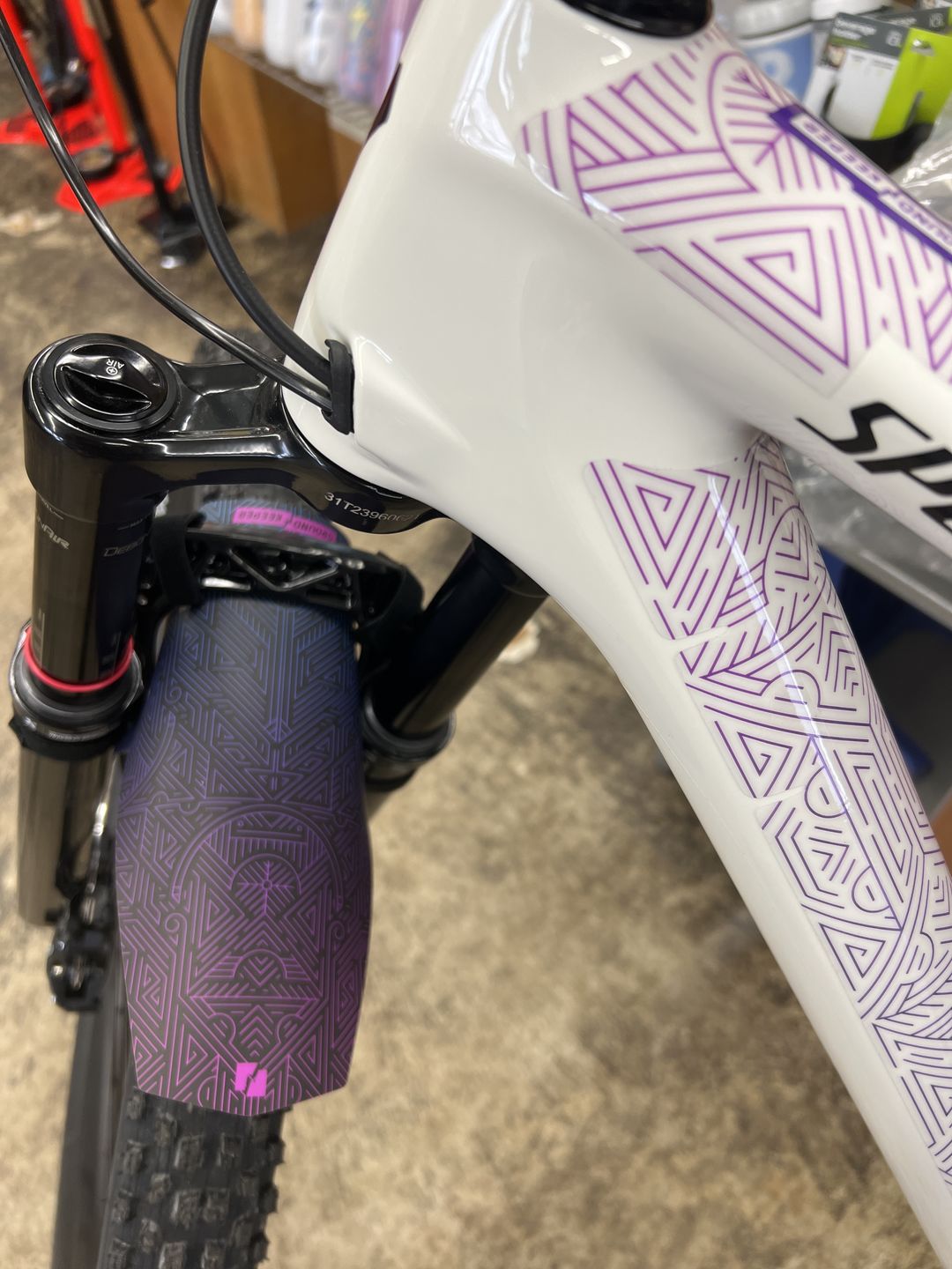 Customer photo review of Maze Runner Fender