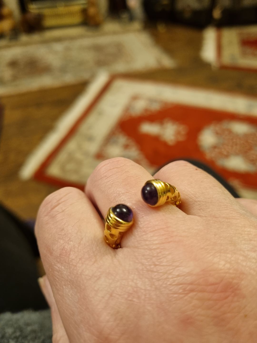 Customer photo review of Allegro Mystic Ring with Amethyst