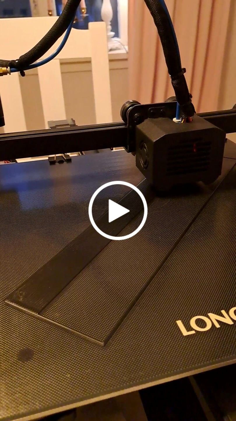 Customer video review of Longer LK5 PRO FDM 3D Printer