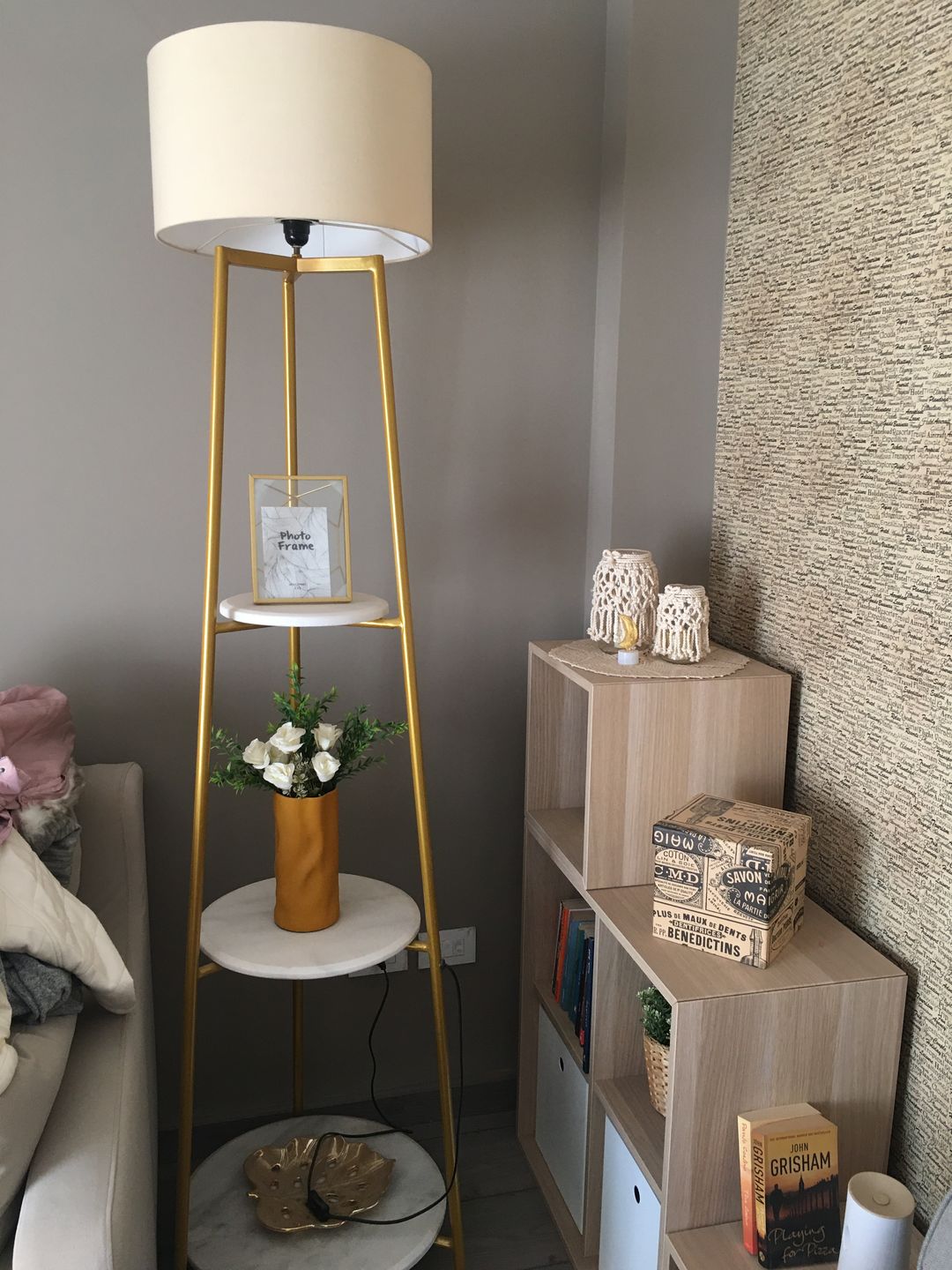 Customer photo review of أباجورة أرضية مع أرفف - BHY226