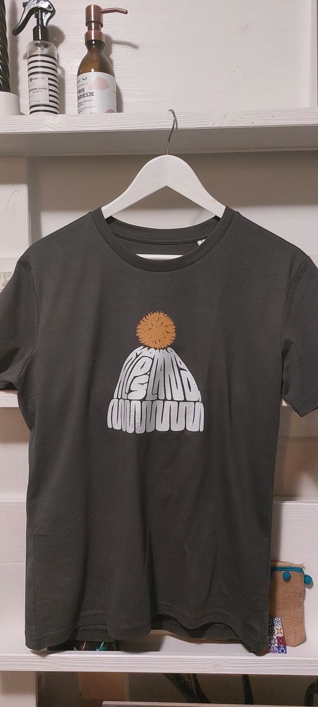 Customer photo review of Mütze - Alpsland - Herren Premium Organic Shirt