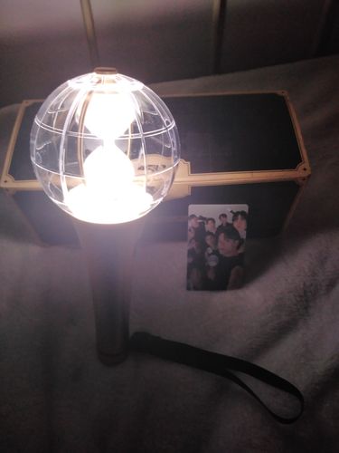 Customer photo review of ATEEZ Official Lightstick Ver 2