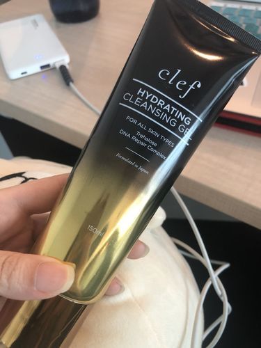 Customer photo review of CLEF Anti-Aging Cleansing Gel